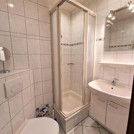 Apartment I02-005